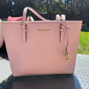 Michael Kors Tote